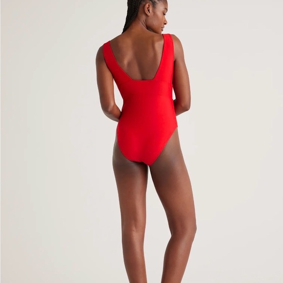 Quince Italian Plunge One-Piece Swimsuit in Red size Large - Picture 2 of 4